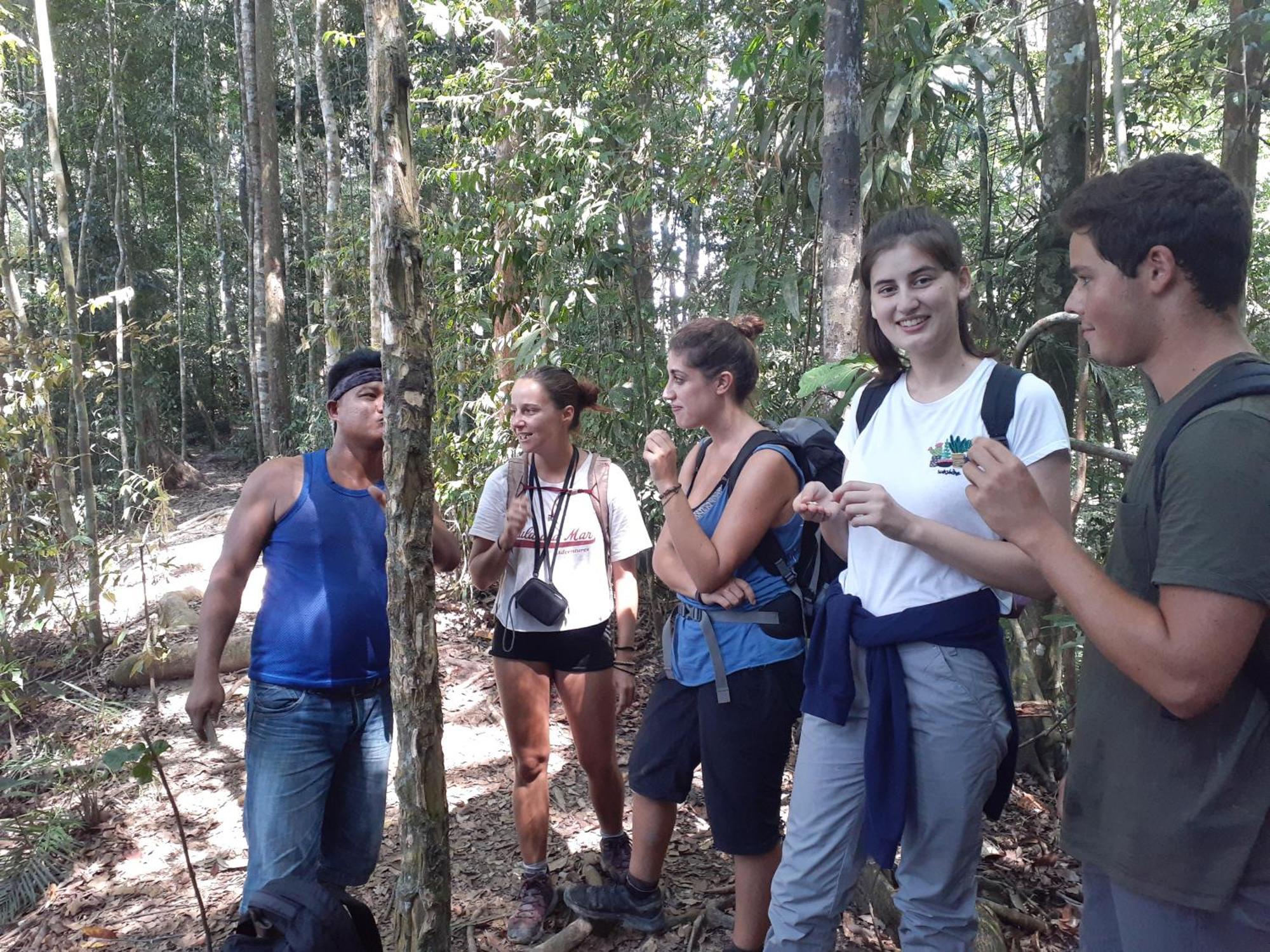 Jhony'S Backpacker-Guest House Only Stay Here Book Treking With Us ブキットラワン エクステリア 写真