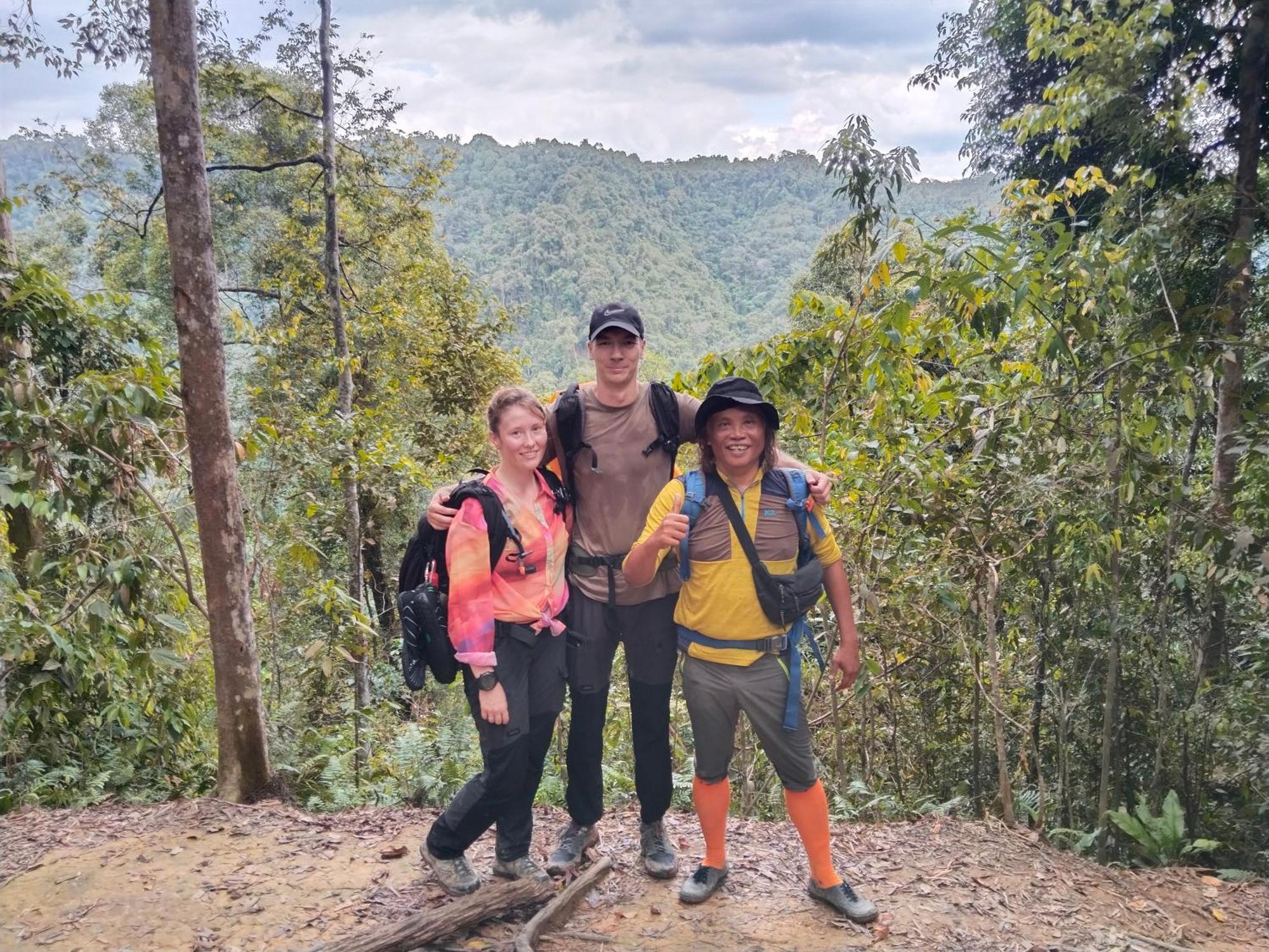 Jhony'S Backpacker-Guest House Only Stay Here Book Treking With Us ブキットラワン エクステリア 写真