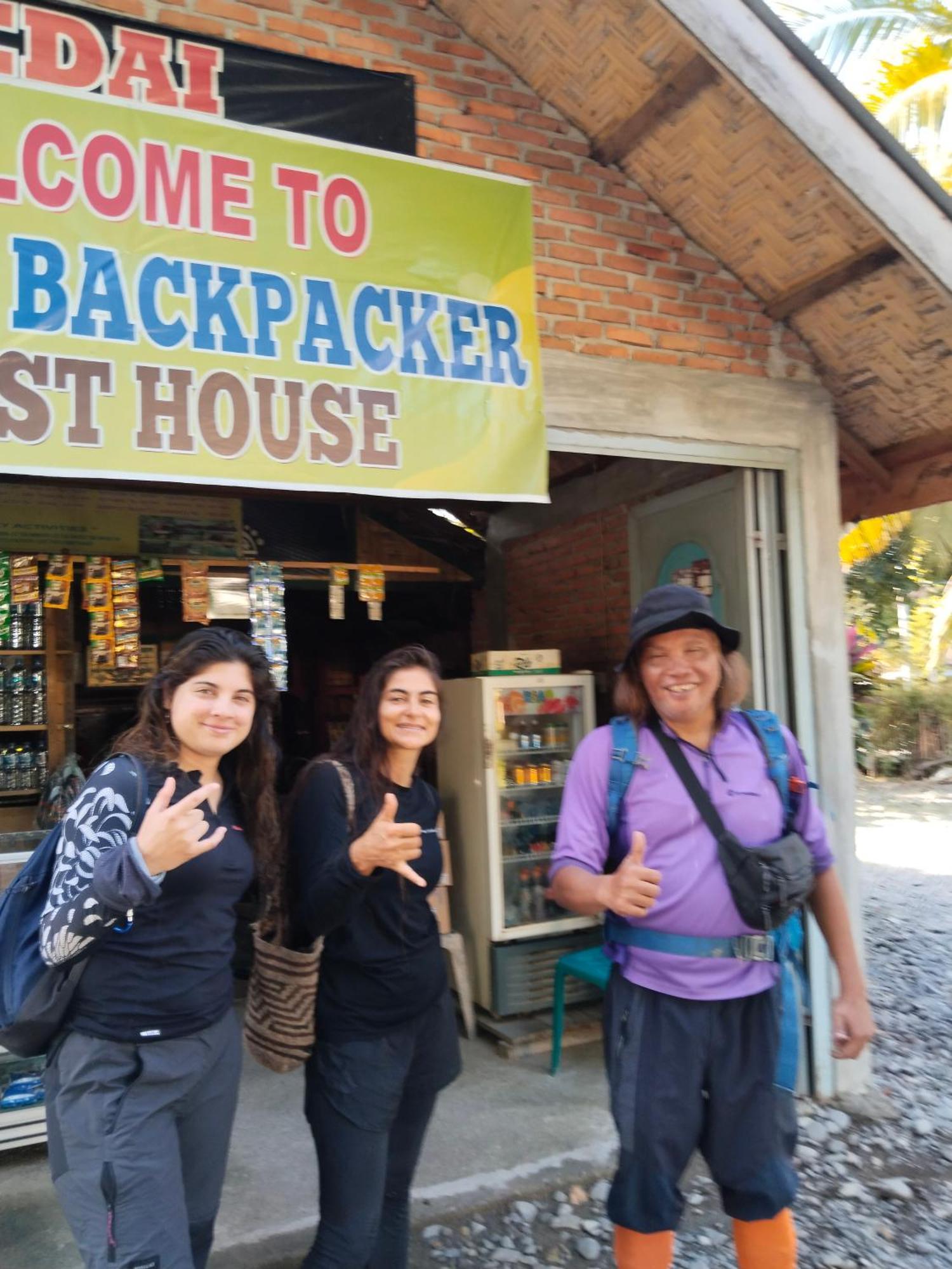 Jhony'S Backpacker-Guest House Only Stay Here Book Treking With Us ブキットラワン エクステリア 写真