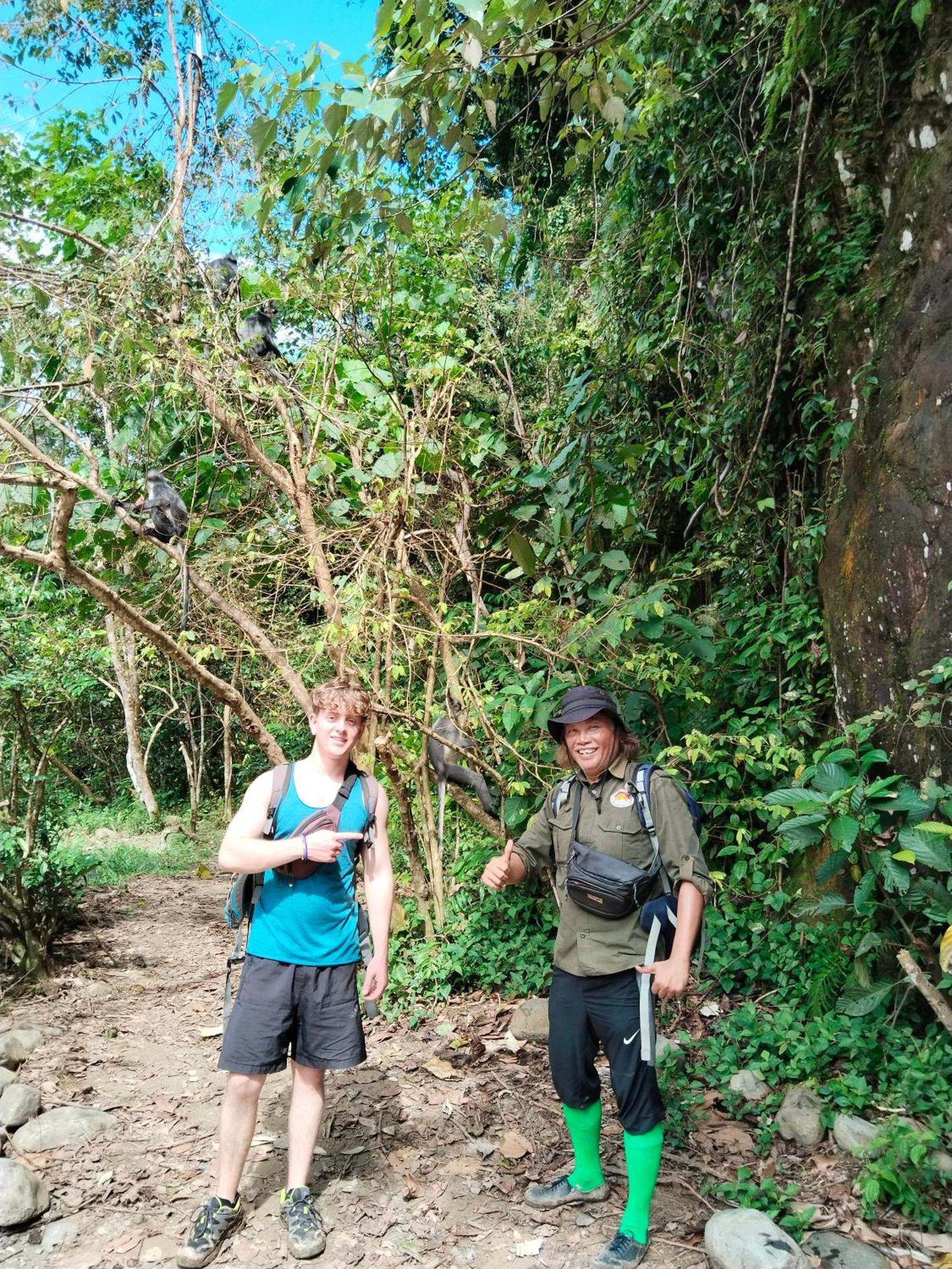 Jhony'S Backpacker-Guest House Only Stay Here Book Treking With Us ブキットラワン エクステリア 写真