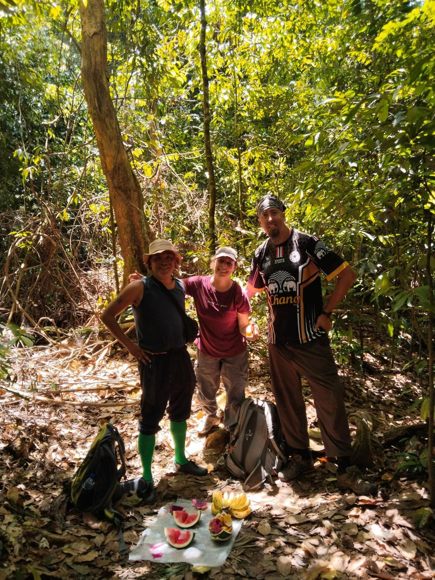 Jhony'S Backpacker-Guest House Only Stay Here Book Treking With Us ブキットラワン エクステリア 写真